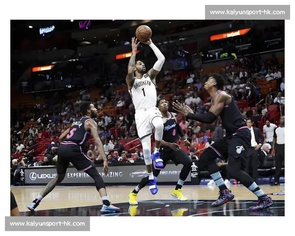 拉塞尔两年 1300 万加盟独行侠 东契奇后场新搭档填补欧文空缺