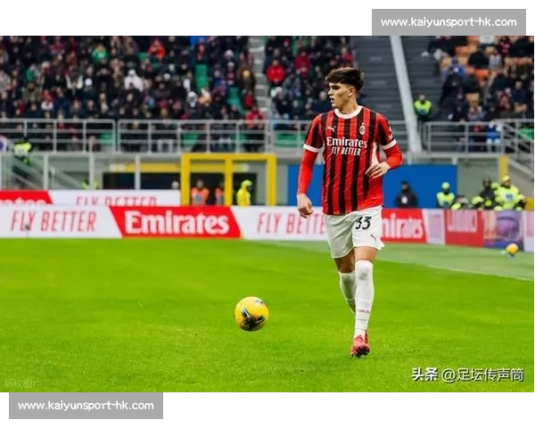 米兰领跑 19 岁天才边锋争夺战：意丙新星成红黑军团夏窗重点目标