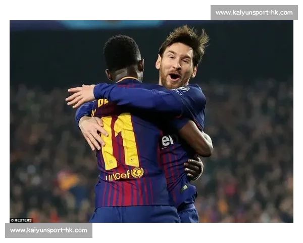 登贝莱晒照致敬梅西：传奇同框，足坛精神的代际传承