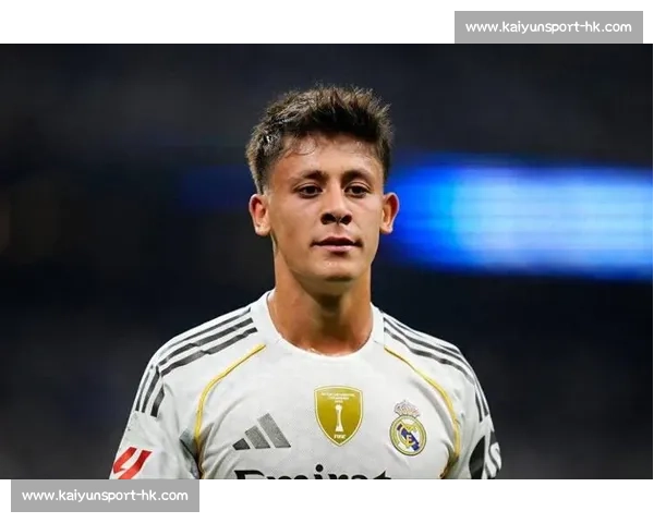 居勒尔爆发!皇马新核 10 场 8 首发,马卡:他已不可或缺 居勒尔爆发!皇马新核 10 场 8 首发,马卡:他已不可或缺